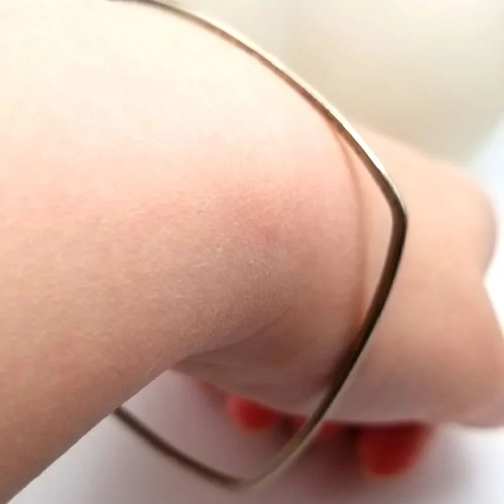 Square unique silver tone bracelet bangle. B230